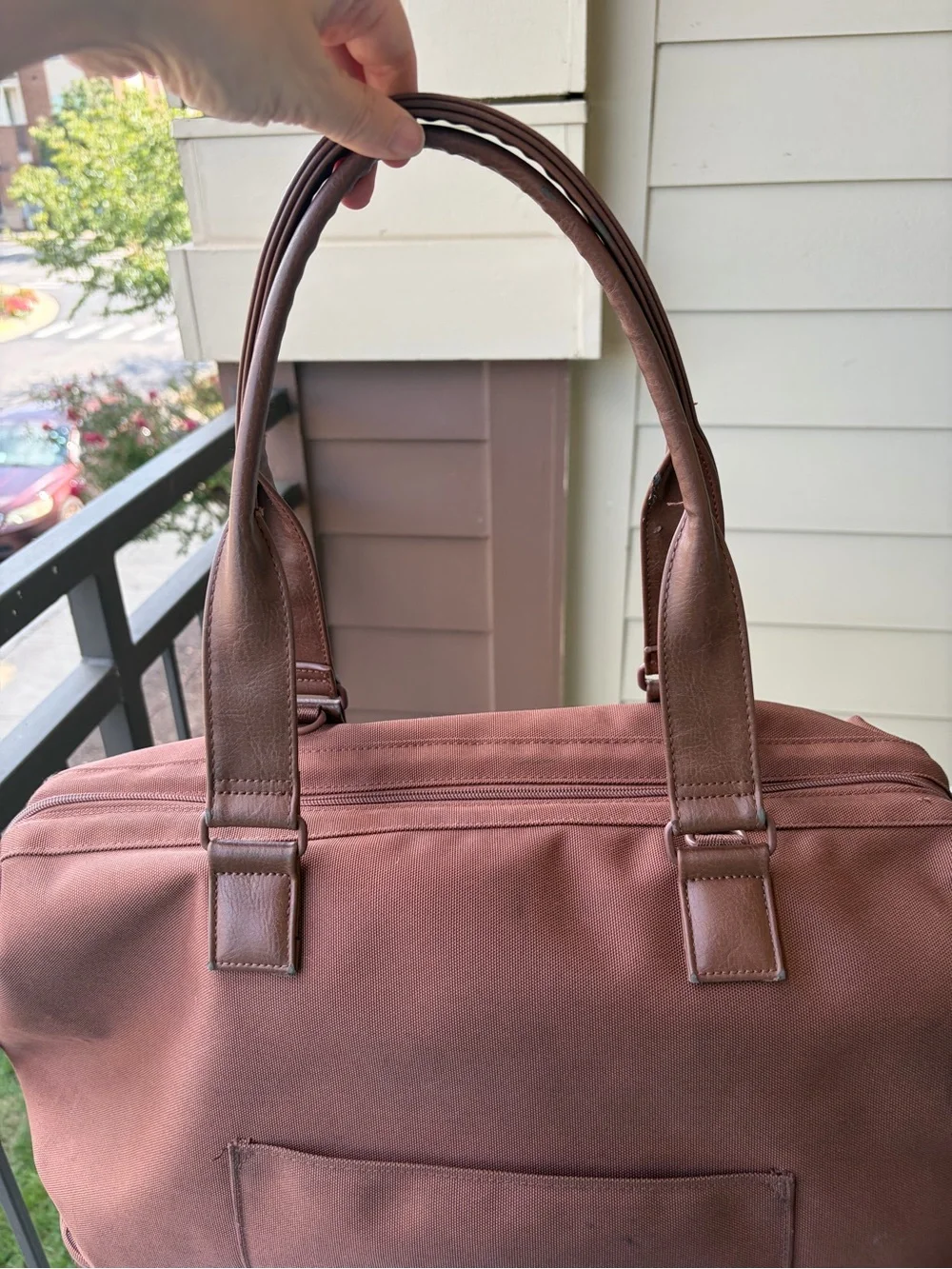 BEIS weekend bag